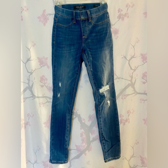 Pull-on no zipper stretchy distressed very comfy - Picture 1 of 1